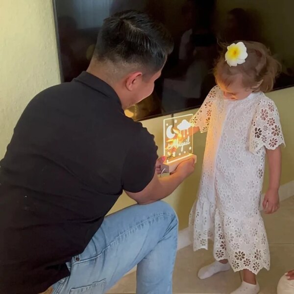 Lampe 3d LED USB personnalisée en forme d'étoiles et de papillons