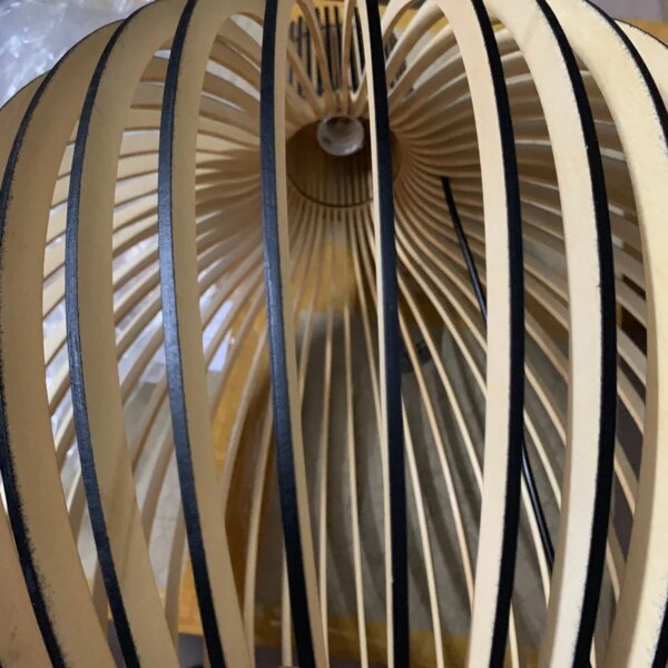 Lampe suspendue nordique en bois, disponible en noir et en blanc