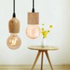 13924-f0e6d2.jpg Lampe suspendue industrielle en bois au design rétro