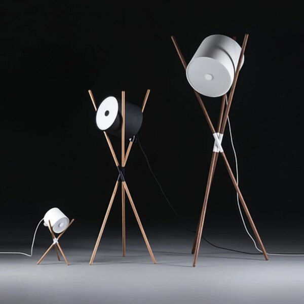 Lampadaire LED sur pied en bois massif, design nordique, Triangle