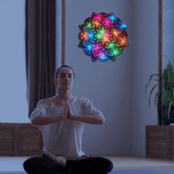 14334-72f0fa.jpg Lampe LED suspendue en bois sculpté au Laser pour salle de Yoga