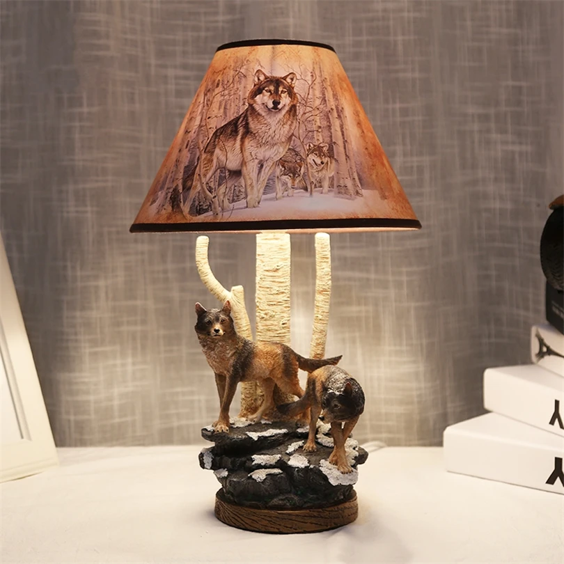15293-e021e8.jpg Lampe de Table en résine en forme de loup, Art déco