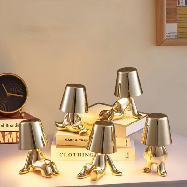 15991-94e96f.jpg lampe de table — Lampe Design Petit Bonhomme Doré, Style Penseur Art Déco Italien