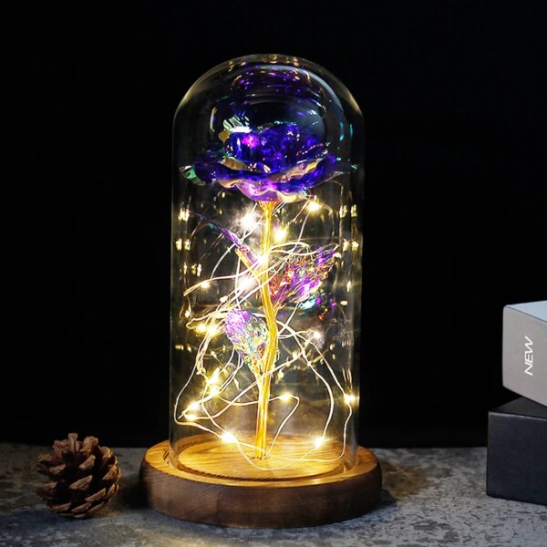 veilleuse Rose rouge dans un verre breton sur un socle en bois