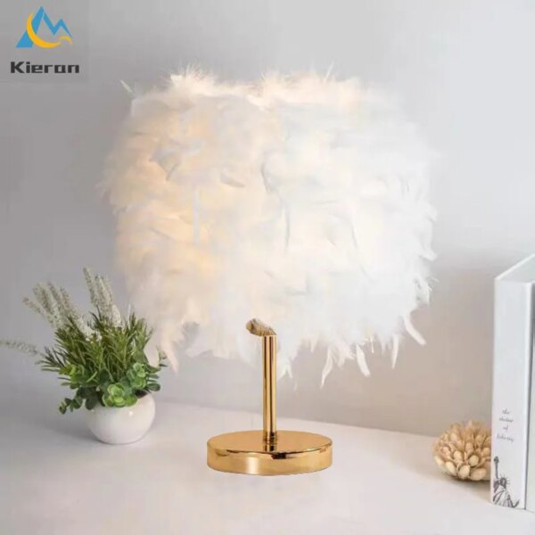 Lampe de Table LED en cristal avec plumes, design moderne et Simple